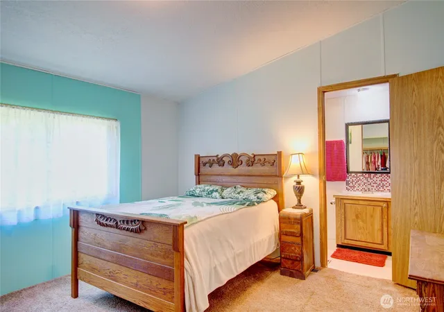 Photo 3 of Manufactured home for sale at 8840 Haystack Rd, Concrete, WA 98237 | MLS# NWM2567103 | Listing updated on 2026-09-23
