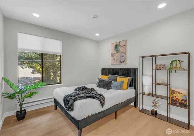 Photo 3 of Condo for sale at 11701 100th Avenue NE #5, Kirkland, WA 98034 | MLS# NWM2567127 | Listing updated on 2026-09-30