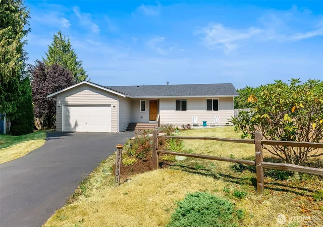 Photo 1 of Single family home for sale at 37433 Ne Fern Pl, Hansville, WA 98340 | MLS# NWM2567144 | Listing updated on 2026-09-23