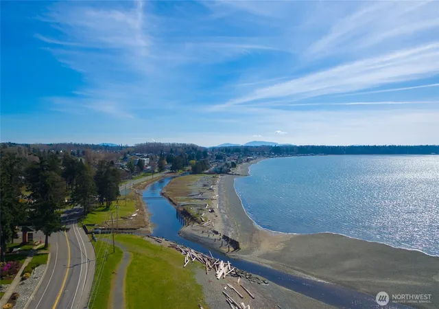 Photo 2 of Manufactured home for sale at 7704 Birch Bay Dr #0101, Blaine, WA 98230 | MLS# NWM2567146 | Listing updated on 2026-09-23