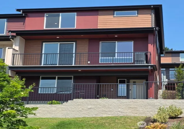 Photo 1 of Sale Pending at 13209 Ne 127th Court #E, Kirkland, WA 98034 | MLS# NWM2567177 | Listing updated on 2026-09-25