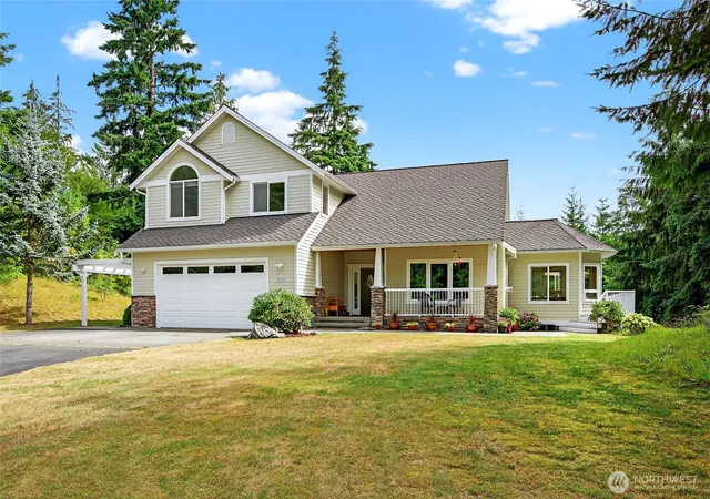 Photo 2 of Single family home for sale at 18345 Osprey Ct, Mount Vernon, WA 98274 | MLS# NWM2567181 | Listing updated on 2026-09-24