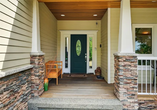 Photo 3 of Single family home for sale at 18345 Osprey Ct, Mount Vernon, WA 98274 | MLS# NWM2567181 | Listing updated on 2026-09-24