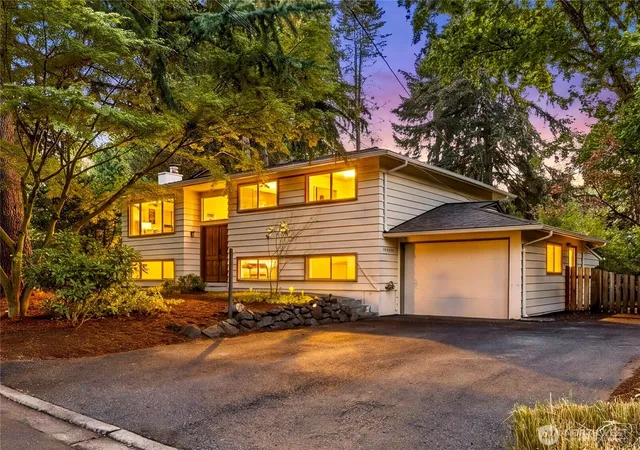 Photo 1 of Single family home for sale at 12231 95th Place Ne, Kirkland, WA 98034 | MLS# NWM2567198 | Listing updated on 2026-09-29