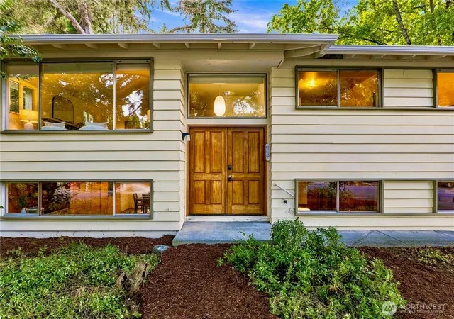 Photo 3 of Single family home for sale at 12231 95th Place NE, Kirkland, WA 98034 | MLS# NWM2567198 | Listing updated on 2026-09-29