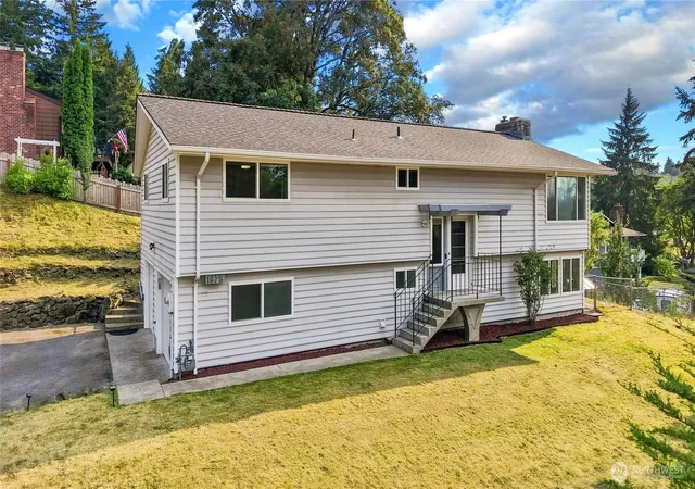 Photo 2 of Single family home for sale at 1875 Ne Bentley Dr, Bremerton, WA 98311 | MLS# NWM2567200 | Listing updated on 2026-09-23