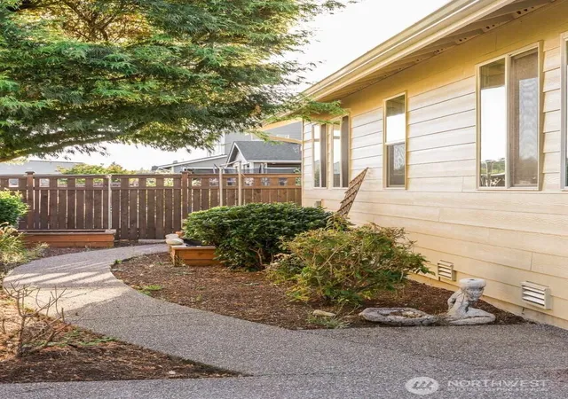 Photo 2 of Single family home for sale at 1321 89th Avenue Se, Olympia, WA 98501 | MLS# NWM2567203 | Listing updated on 2026-09-23