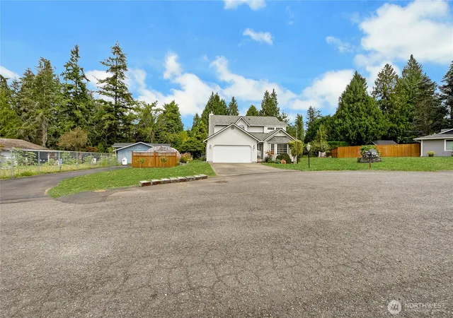 Photo 3 of Single family home for sale at 7815 116th Street Ct E, Puyallup, WA 98373 | MLS# NWM2567217 | Listing updated on 2026-09-22