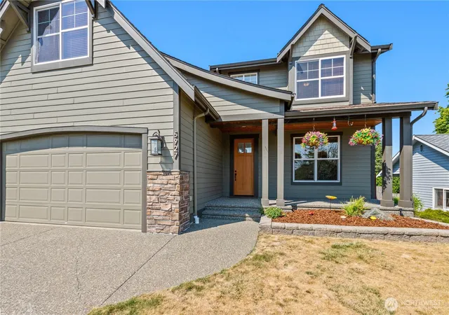 Photo 3 of Sale Pending at 5927 Birdseye Ct, Ferndale, WA 98248 | MLS# NWM2567219 | Listing updated on 2026-10-18