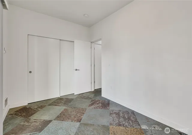 Photo 3 of Townhouse for sale at 4206 S Greenbelt Sta Dr, Seattle, WA 98118 | MLS# NWM2567221 | Listing updated on 2026-09-23