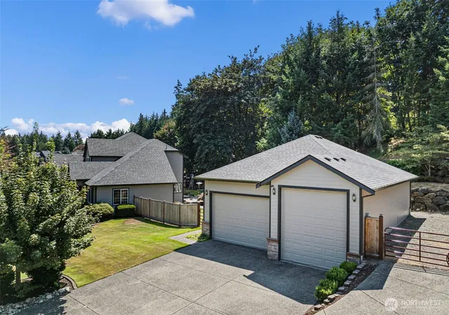 Photo 3 of Single family home for sale at 3116 158th St Ct E, Tacoma, WA 98446 | MLS# NWM2567251 | Listing updated on 2026-09-25