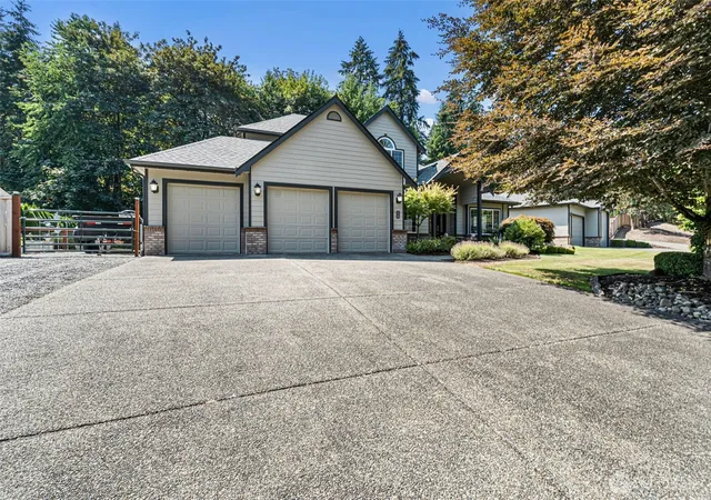 Photo 40 of Single family home for sale at 3116 158Th St Ct E, Tacoma, WA 98446 | MLS# NWM2567251 | Listing updated on 2026-10-09