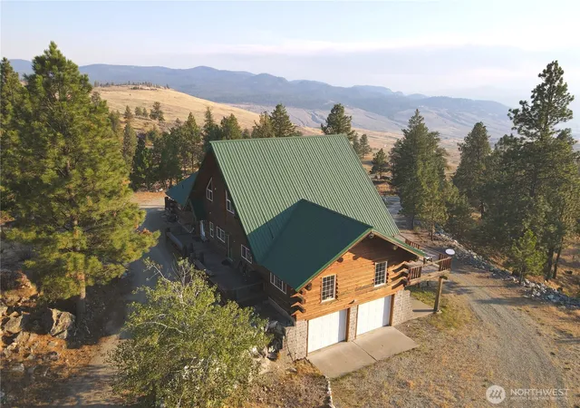 Photo 4 of Single family home for sale at 20 Homestead Spur, Oroville, WA 98844 | MLS# NWM2567256 | Listing updated on 2026-09-25