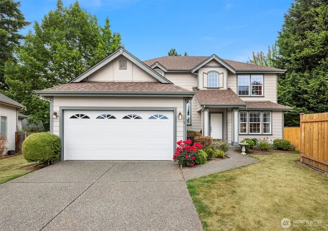 Photo 2 of Single family home for sale at 20134 102nd Avenue Se, Kent, WA 98031 | MLS# NWM2567280 | Listing updated on 2026-10-02