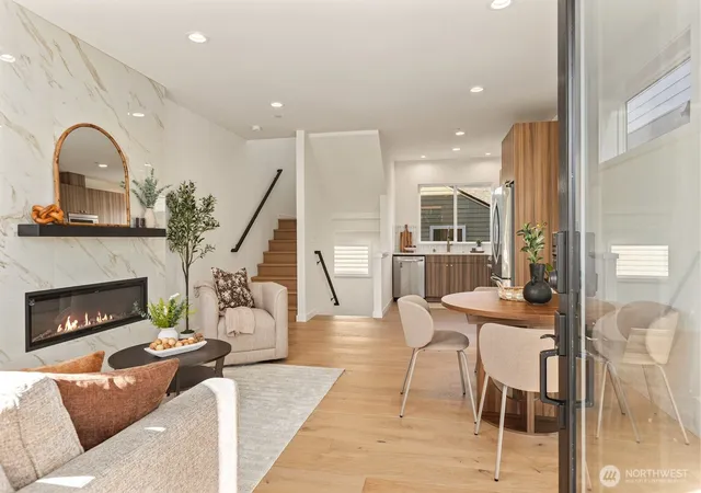 Photo 4 of Condo for sale at 3314 W Dravus Ave, Seattle, WA 98199 | MLS# NWM2567299 | Listing updated on 2026-09-29