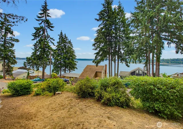 Photo 1 of Sale Pending at 640 E Rauschert Rd, Grapeview, WA 98546 | MLS# NWM2567320 | Listing updated on 2026-09-26