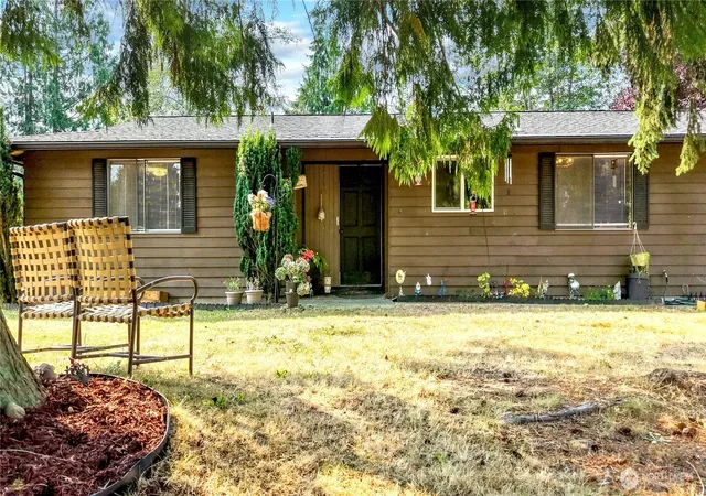 Photo 3 of Sale Pending at 2422 Hennessy Ln, Port Angeles, WA 98363 | MLS# NWM2567326 | Listing updated on 2026-09-28