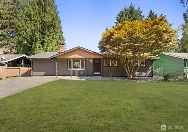 Photo 1 of Single family home for sale at 30420 2nd Ave S, Federal Way, WA 98003 | MLS# NWM2567330 | Listing updated on 2026-09-24