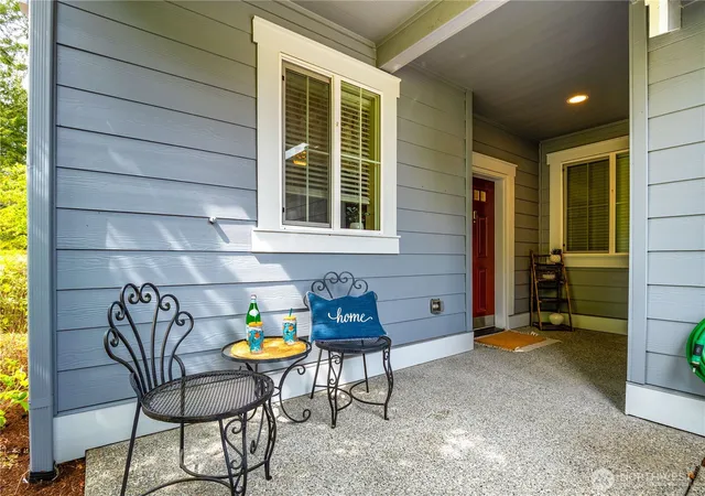 Photo 3 of Townhouse for sale at 4678 Strathmore Cir Sw, Port Orchard, WA 98367 | MLS# NWM2567336 | Listing updated on 2026-09-29