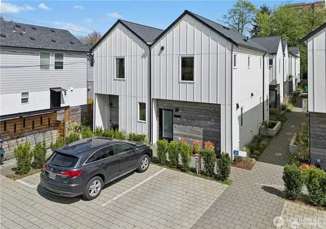 Photo 1 of Single family home for sale at 10354 Wallingford Ave N #B, Seattle, WA 98133 | MLS# NWM2567404 | Listing updated on 2026-09-26