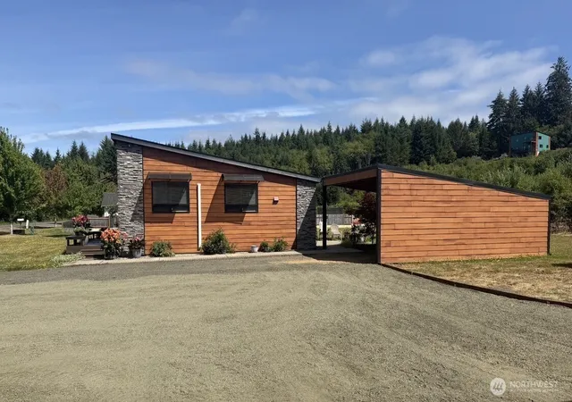 Photo 3 of Single family home for sale at 2601 & 2611 S Frk Rd, Raymond, WA 98577 | MLS# NWM2567411 | Listing updated on 2026-09-30