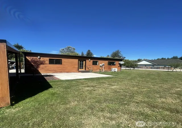 Photo 3 of Single family home for sale at 2601 & 2611 S Frk Rd, Raymond, WA 98577 | MLS# NWM2567411 | Listing updated on 2026-09-30
