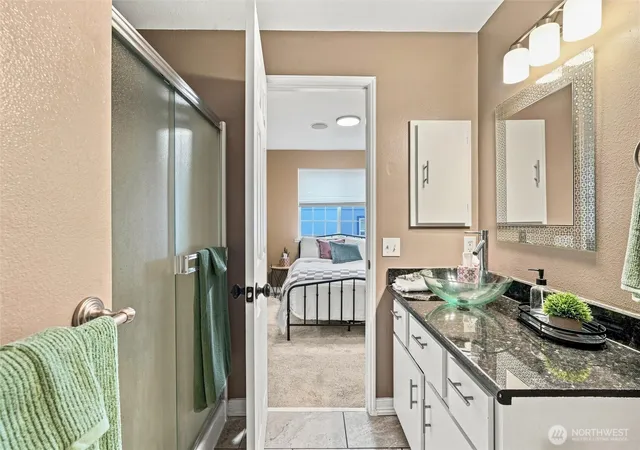 Photo 4 of Single family home for sale at 22926 SE 280th Place, Maple Valley, WA 98038 | MLS# NWM2567444 | Listing updated on 2026-09-30