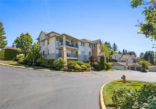 Photo 2 of Condo for sale at 15026 40th Avenue W #2-401, Lynnwood, WA 98087 | MLS# NWM2567475 | Listing updated on 2026-09-24
