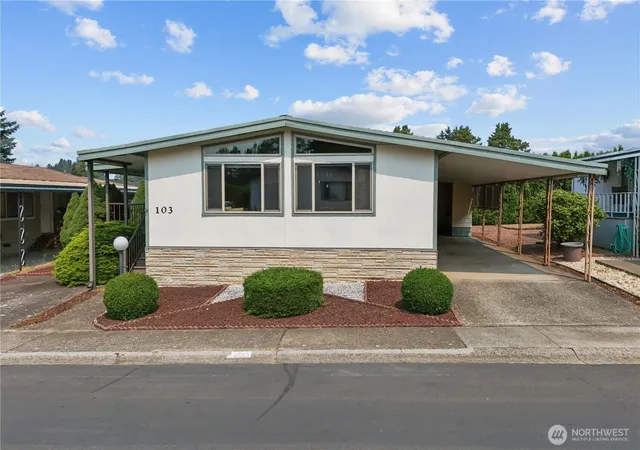 Photo 2 of Manufactured home for sale at 11436 Se 208th Street #103, Kent, WA 98031 | MLS# NWM2567478 | Listing updated on 2026-09-30