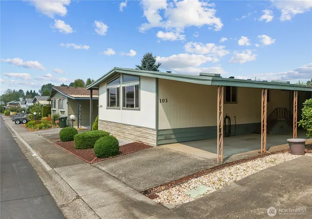 Photo 1 of Manufactured home for sale at 11436 Se 208th Street #103, Kent, WA 98031 | MLS# NWM2567478 | Listing updated on 2026-10-24
