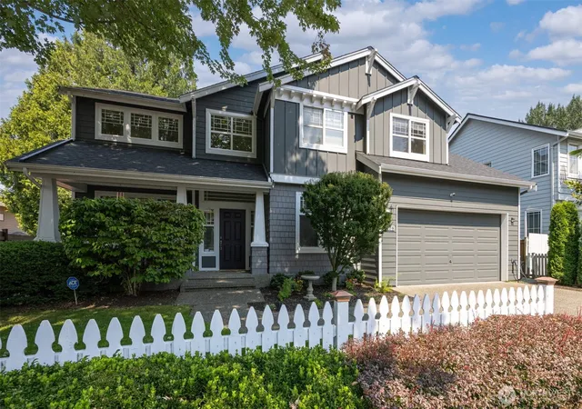 Photo 2 of Single family home for sale at 1708 Ne 26th Place, Renton, WA 98056 | MLS# NWM2567484 | Listing updated on 2026-09-21