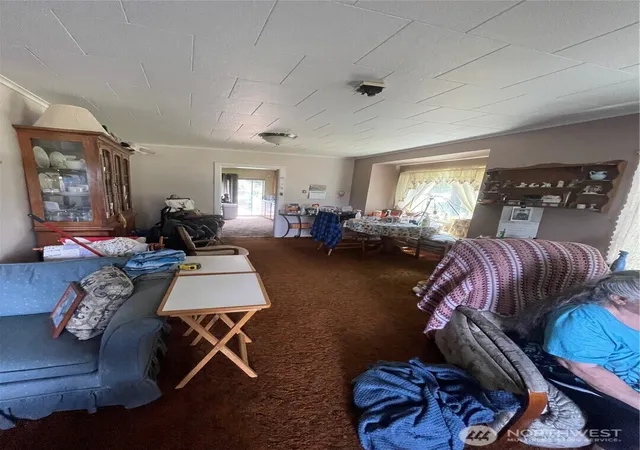 Photo 3 of Single family home for sale at 1323 Morris St, Raymond, WA 98577 | MLS# NWM2567487 | Listing updated on 2026-09-23