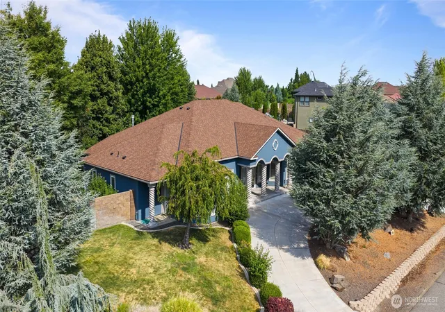 Photo 1 of Sale Pending at 1191 Pinto Loop, Richland, WA 99352 | MLS# NWM2567488 | Listing updated on 2026-09-30