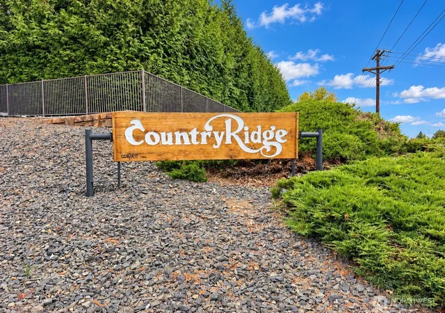 Photo 3 of Sale Pending at 1191 Pinto Loop, Richland, WA 99352 | MLS# NWM2567488 | Listing updated on 2026-09-30