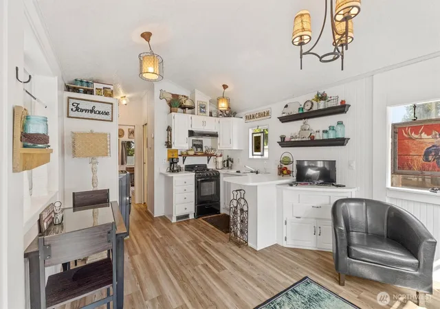 Photo 3 of Manufactured home for sale at 24443 Wicker Rd #52, Sedro Woolley, WA 98284 | MLS# NWM2567505 | Listing updated on 2026-09-23