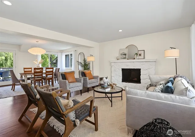 Photo 2 of Sale Pending at 9652 42nd Avenue Ne, Seattle, WA 98115 | MLS# NWM2567515 | Listing updated on 2026-09-21