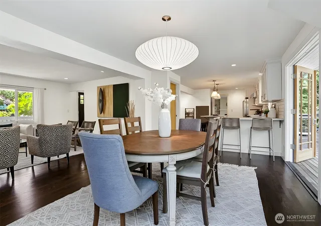 Photo 4 of Sale Pending at 9652 42nd Avenue NE, Seattle, WA 98115 | MLS# NWM2567515 | Listing updated on 2026-09-21