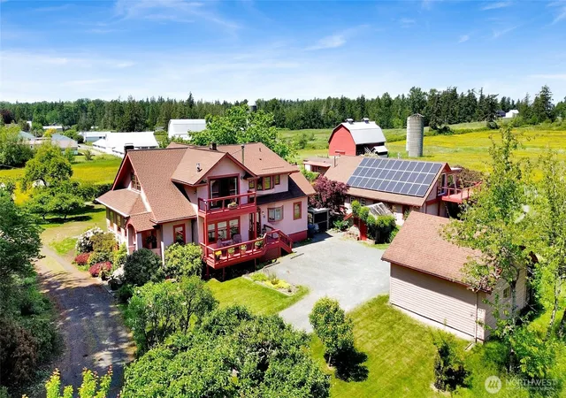 Photo 2 of Sale Pending at 1478 Kelly Rd, Bellingham, WA 98226 | MLS# NWM2567531 | Listing updated on 2026-09-25