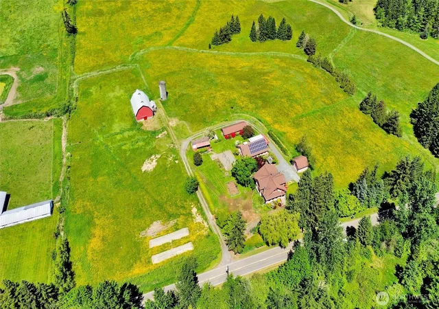 Photo 3 of Sale Pending at 1478 Kelly Rd, Bellingham, WA 98226 | MLS# NWM2567531 | Listing updated on 2026-09-25
