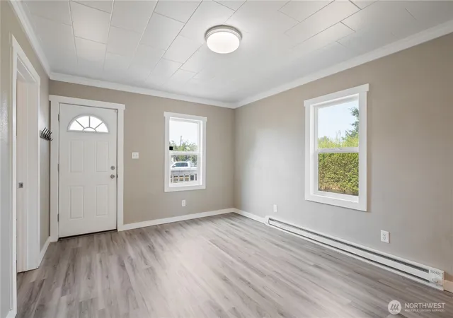 Photo 4 of Single family home for sale at 256 Beech St, Longview, WA 98632 | MLS# NWM2567552 | Listing updated on 2026-09-30