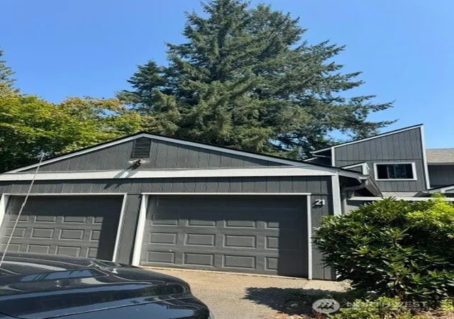Photo 1 of Townhouse for sale at 1500 Lake Park Dr Sw #21, Tumwater, WA 98512 | MLS# NWM2567562 | Listing updated on 2026-09-29