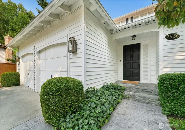 Photo 3 of Single family home for sale at 2836 213th Ave Se, Sammamish, WA 98075 | MLS# NWM2567574 | Listing updated on 2026-09-25