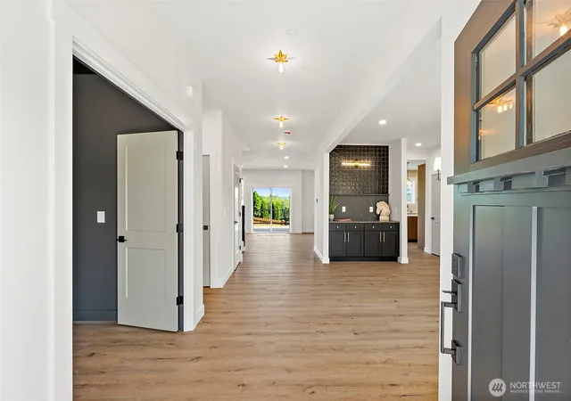 Photo 3 of Single family home for sale at 1238 9th Street Sw, Puyallup, WA 98371 | MLS# NWM2567576 | Listing updated on 2026-10-22