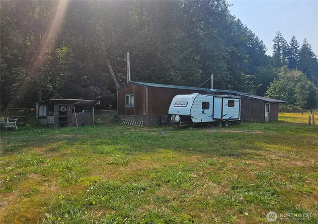 Photo 3 of Manufactured home for sale at 1077 Cline Rd, Randle, WA 98377 | MLS# NWM2567592 | Listing updated on 2026-09-23