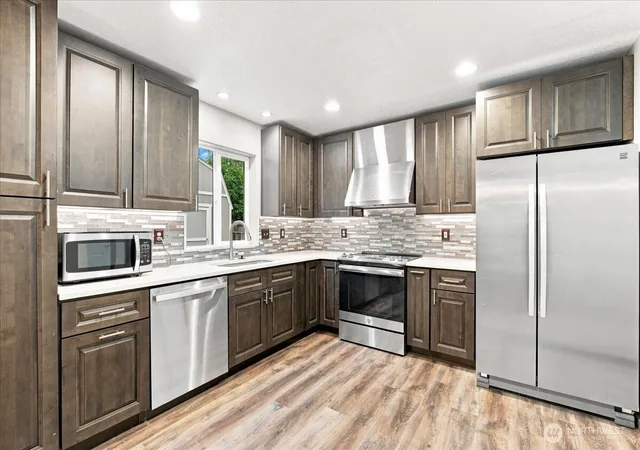 Photo 2 of Single family home for sale at 919 Nw 11th Avenue, Battle Ground, WA 98604 | MLS# NWM2567597 | Listing updated on 2026-09-29
