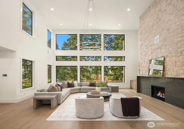 Photo 3 of Mansion for sale at 2009 102nd Place Se, Bellevue, WA 98004 | MLS# NWM2567608 | Listing updated on 2026-09-28