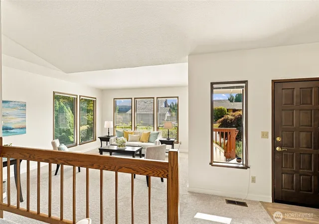 Photo 3 of Sale Pending at 10704 44th Avenue SE, Everett, WA 98208 | MLS# NWM2567621 | Listing updated on 2026-09-23