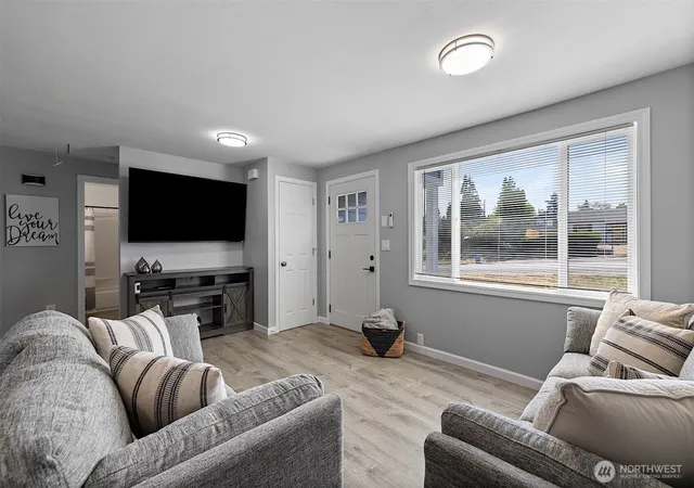 Photo 3 of Single family home for sale at 4905 N 30th Street, Tacoma, WA 98407 | MLS# NWM2567645 | Listing updated on 2026-10-02