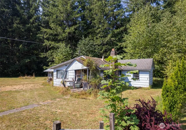 Photo 4 of Single family home for sale at 22520 State Route 706 E, Elbe, WA 98330 | MLS# NWM2567668 | Listing updated on 2026-09-23