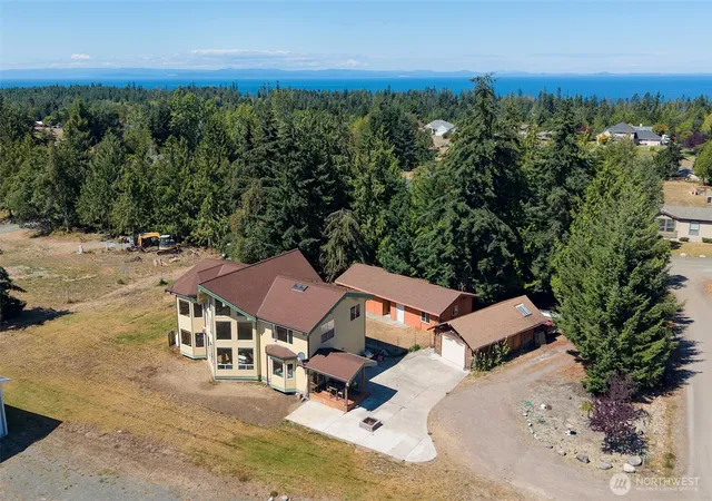 Photo 2 of Single family home for sale at 114 Blackberry Ln, Port Angeles, WA 98362 | MLS# NWM2567702 | Listing updated on 2026-09-23
